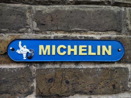 small Michelin sign